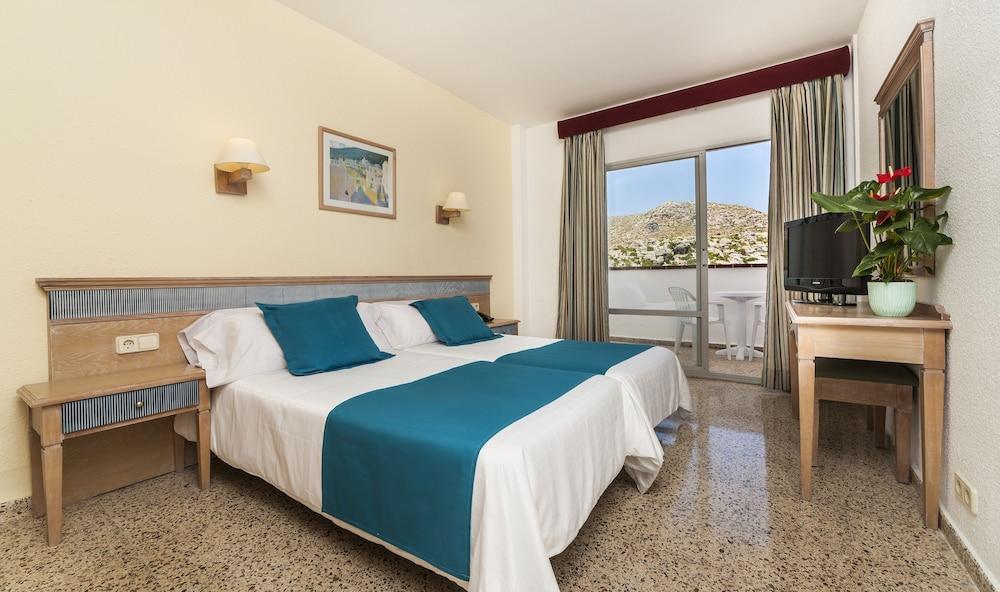 Globales Simar Hotel Cala de Sant Vicenc Exterior foto