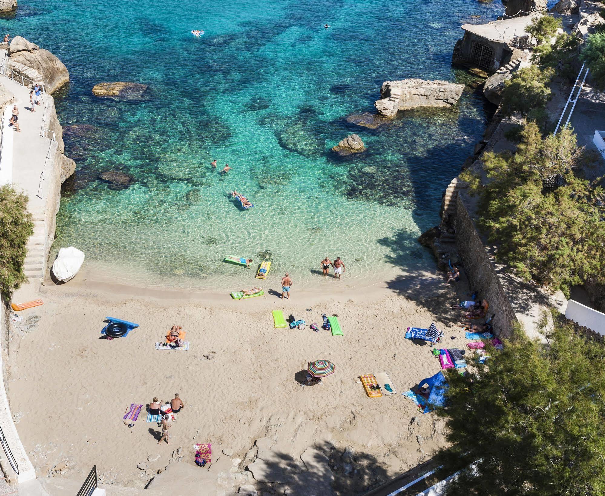 Globales Simar Hotel Cala de Sant Vicenc Exterior foto