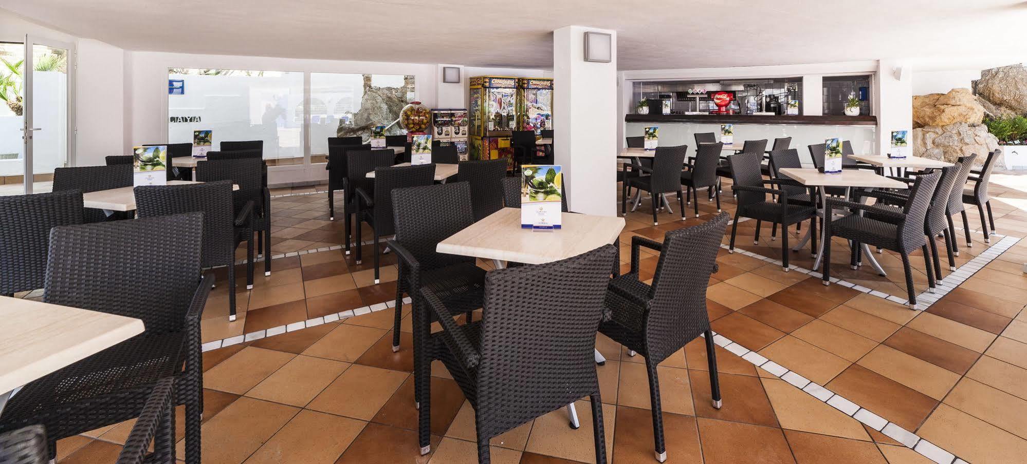 Globales Simar Hotel Cala de Sant Vicenc Exterior foto